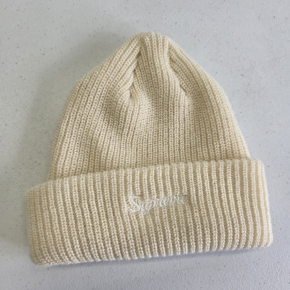 Supreme Knit Tuque